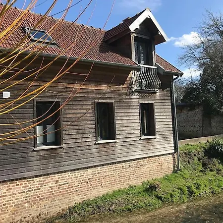 Maison Au Bord De Riviere , 15 Min De La Mer *